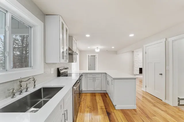 $589,000 | 432 Robin Lane, Vestal, NY 13850