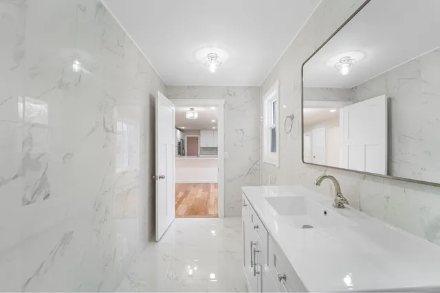 $589,000 | 432 Robin Lane, Vestal, NY 13850