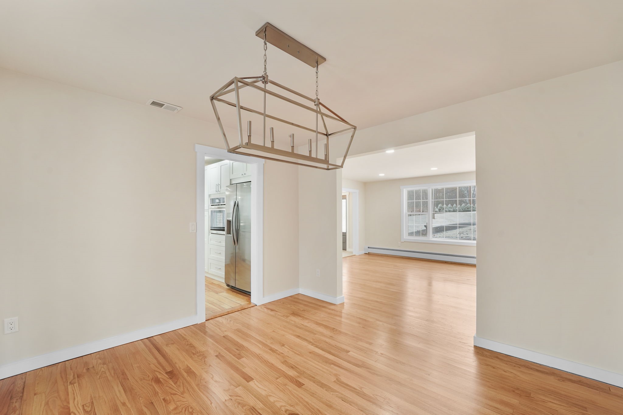 432 Robin Lane Vestal, NY 13850 - Photo 9 of 49