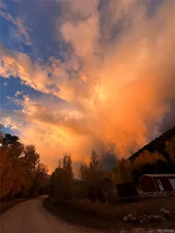 $699,000 | 8242 County Road, Salida, CO 81201