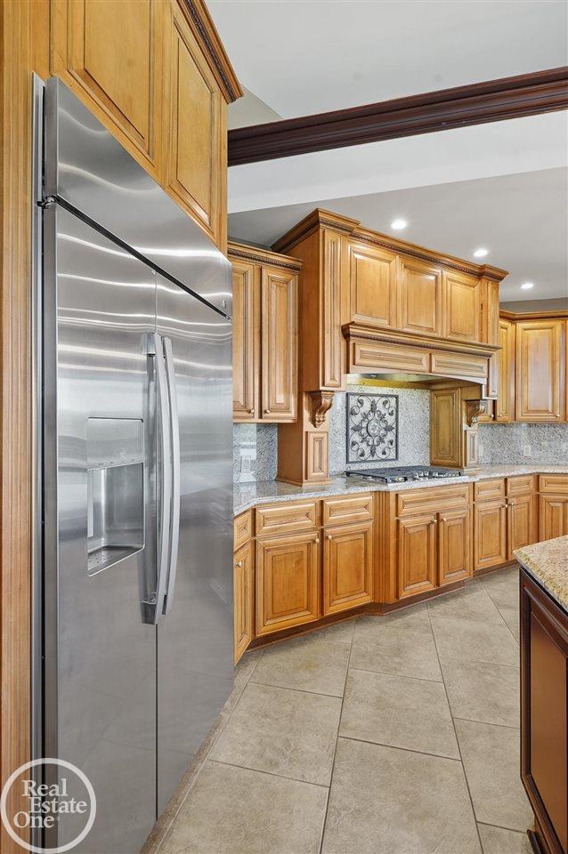 69437 Lake Point Court Romeo, MI 48065 - Photo 15 of 66 50079130-14.JPG