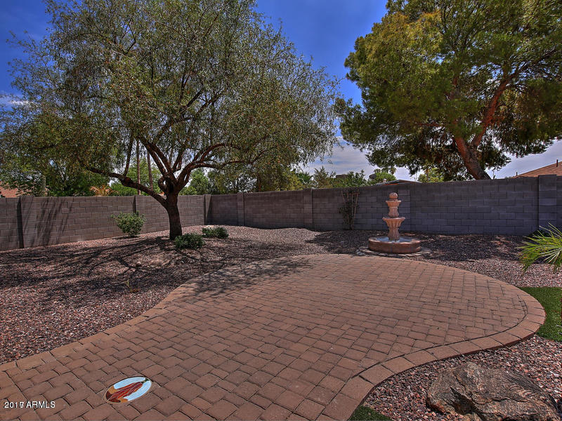 4221 West Redfield Road Phoenix, AZ 85053 - Photo 11 of 16 Backyard