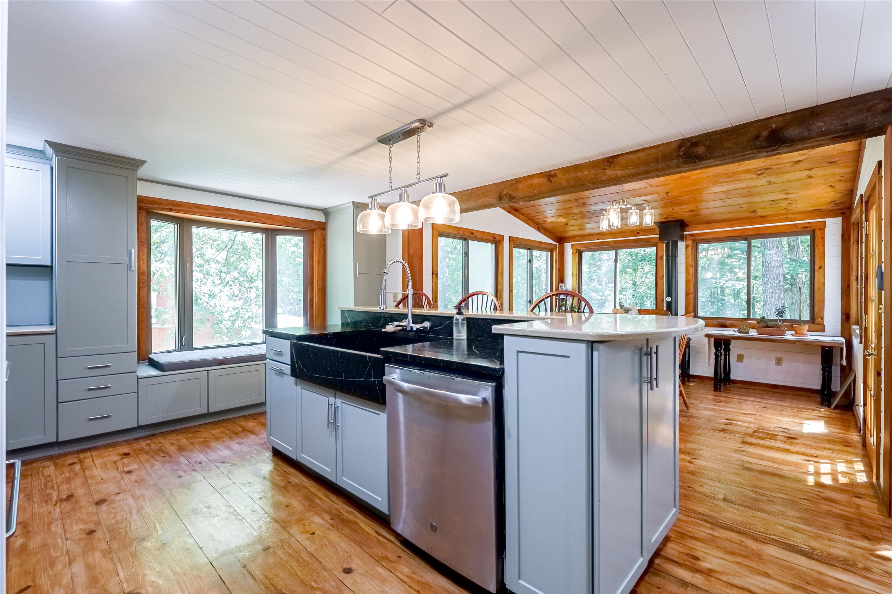 51 Baxter Road Hollis, NH 03049 - Photo 18 of 38