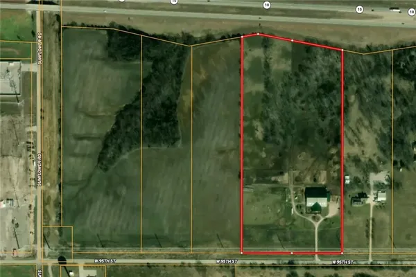 $3,590,000 | 35300 West 95th Street, De Soto, KS 66018