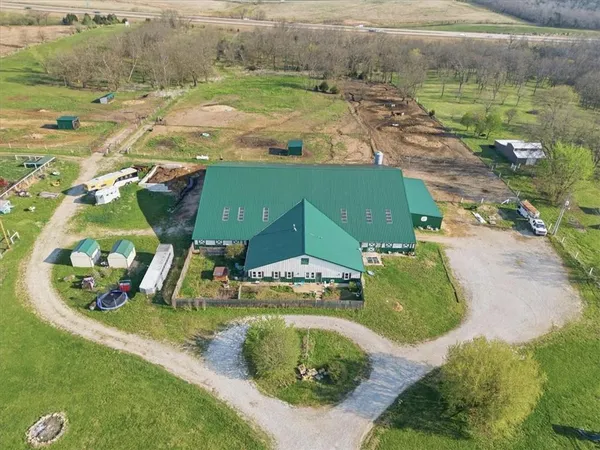 $3,590,000 | 35300 West 95th Street, De Soto, KS 66018