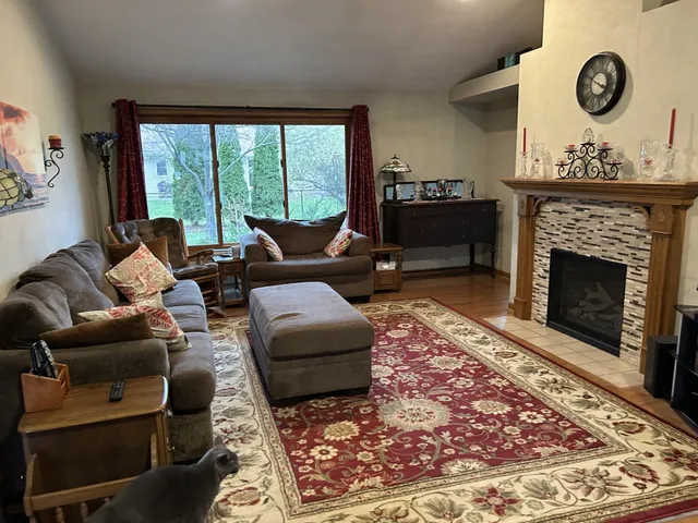 $354,900 | 1500 Geneva Road, Menasha, WI 54952