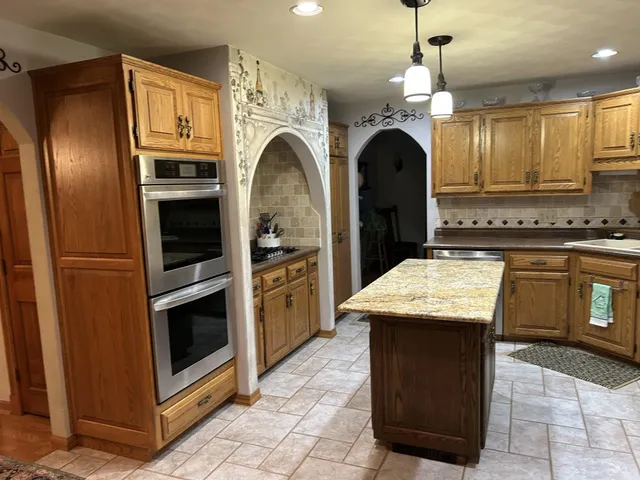 $354,900 | 1500 Geneva Road, Menasha, WI 54952