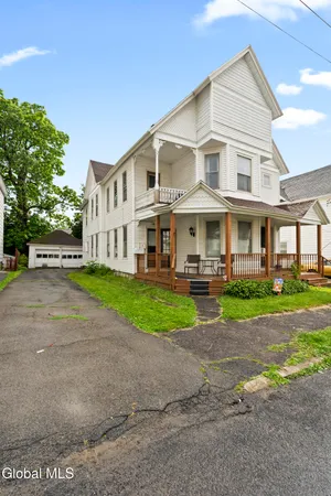 $175,000 | 16 Lincoln Avenue, Amsterdam, NY 12010