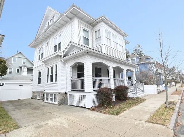 $539,900 | 265 Maple Street, New Bedford, MA 02740