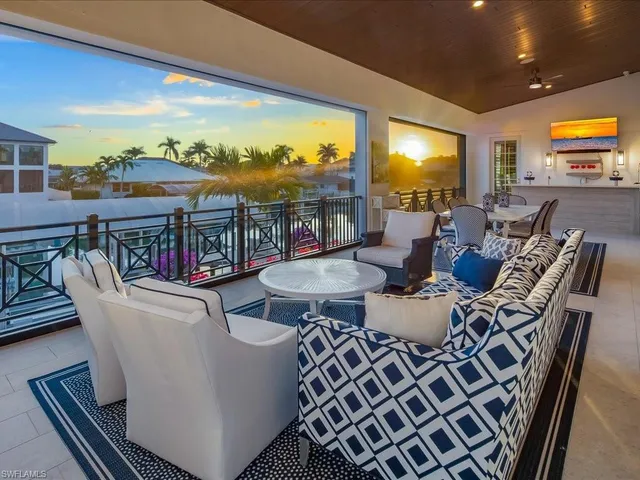 $6,495,000 | 360 Heron Avenue, Naples, FL 34108