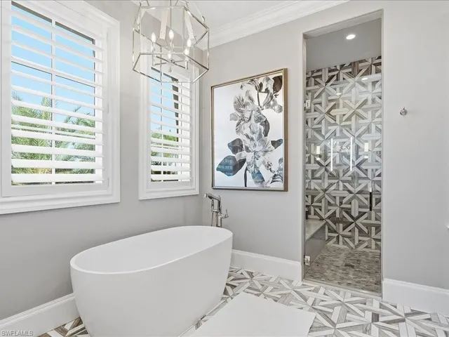 $6,495,000 | 360 Heron Avenue, Naples, FL 34108