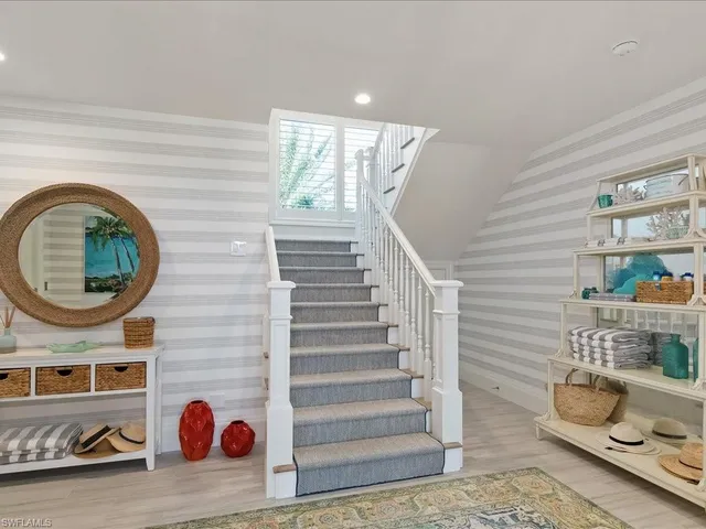 $6,495,000 | 360 Heron Avenue, Naples, FL 34108