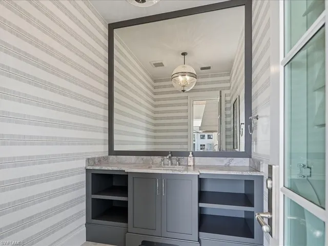 $6,495,000 | 360 Heron Avenue, Naples, FL 34108