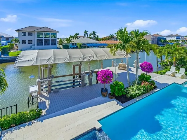 $6,495,000 | 360 Heron Avenue, Naples, FL 34108
