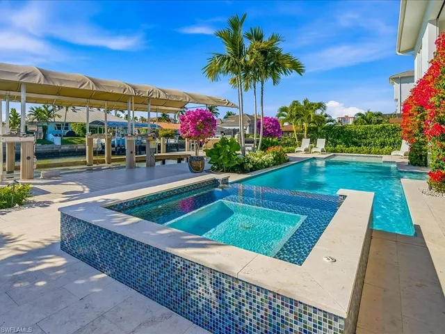 $6,495,000 | 360 Heron Avenue, Naples, FL 34108