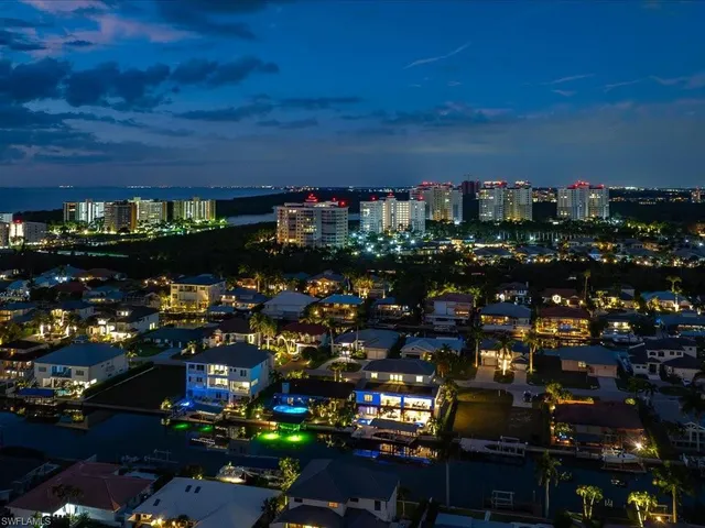 $6,495,000 | 360 Heron Avenue, Naples, FL 34108