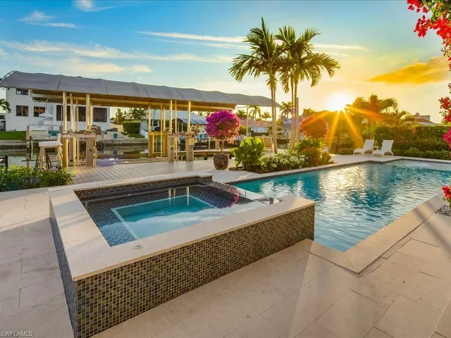 $6,495,000 | 360 Heron Avenue, Naples, FL 34108