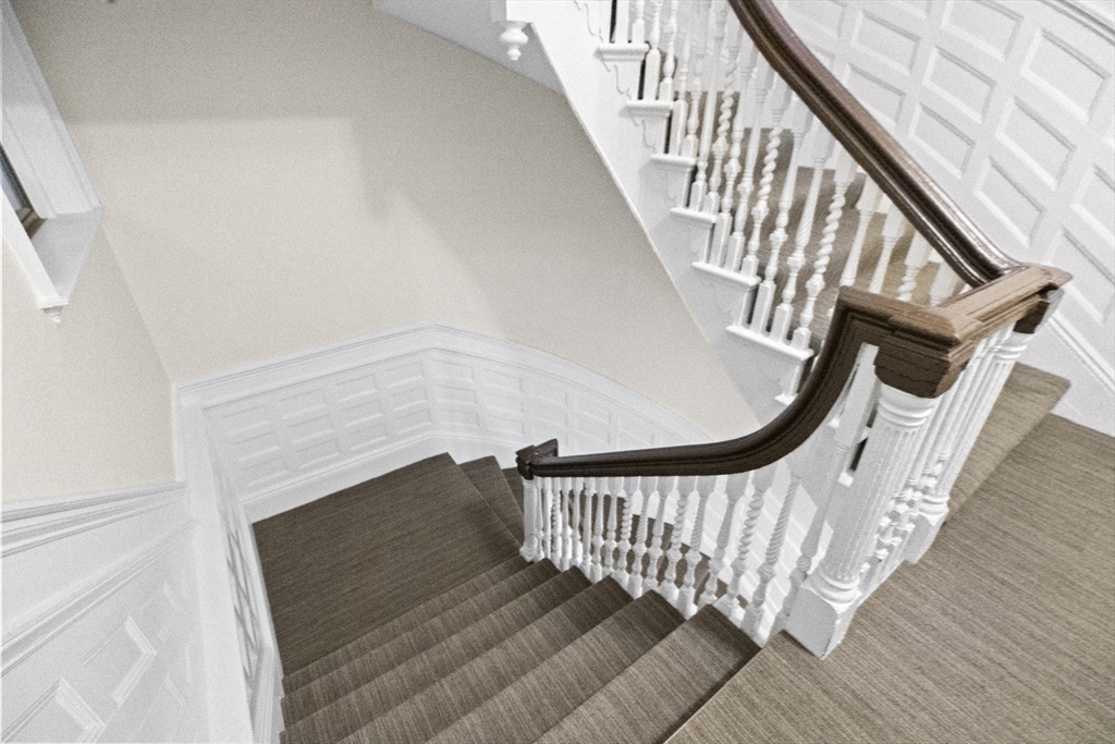 362 Commonwealth Avenue, Unit 2H Boston, MA 02115 - Photo 15 of 20 a view of entryway