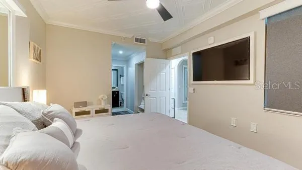 $5,800 | 16706 Vardon Terrace, Unit 303, Bradenton, FL 34211