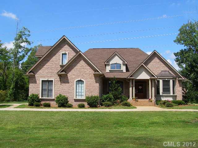 247 Evening Shadow Road Lake Wylie, SC 29710 - Photo 1 of 16 Gallery Image 1