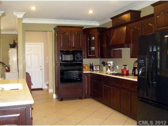 247 Evening Shadow Road Lake Wylie, SC 29710 - Photo 7 of 16 Gallery Image 7