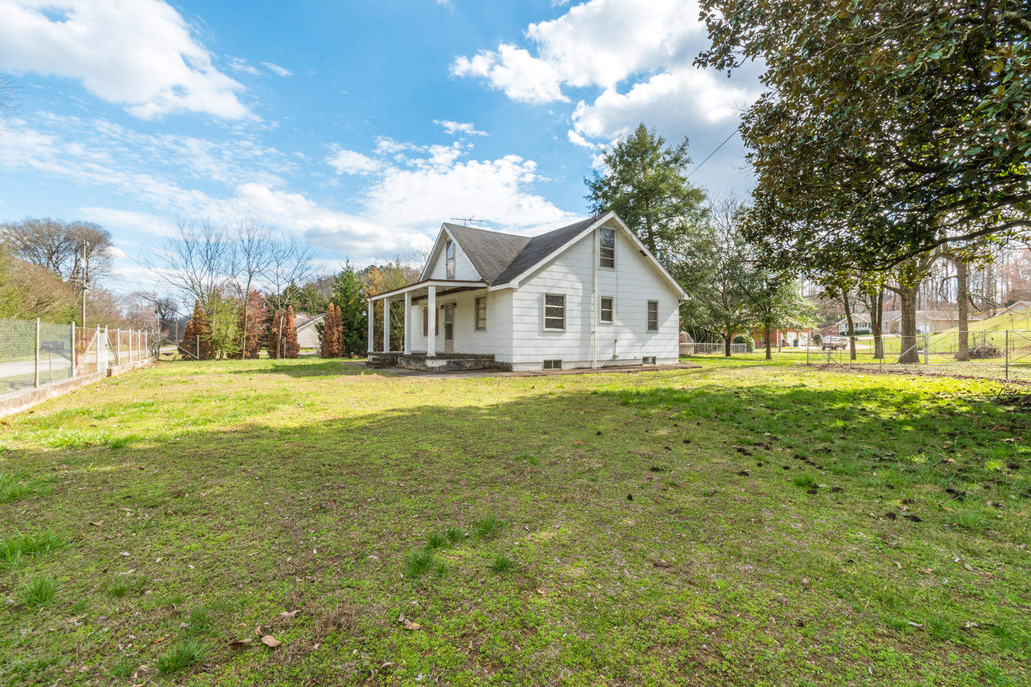 126 Graves Road Soddy Daisy, TN 37379 - Photo 3 of 25 _DSC0250