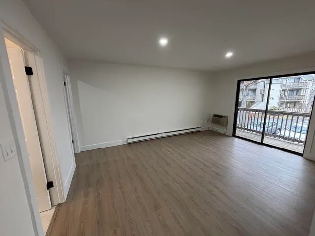 $379,000 | 800 Bearses Way, Unit 5NB, Hyannis, MA 02601