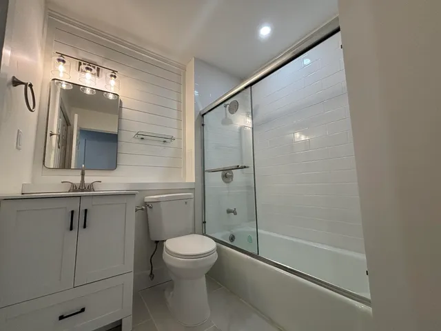 $379,000 | 800 Bearses Way, Unit 5NB, Hyannis, MA 02601