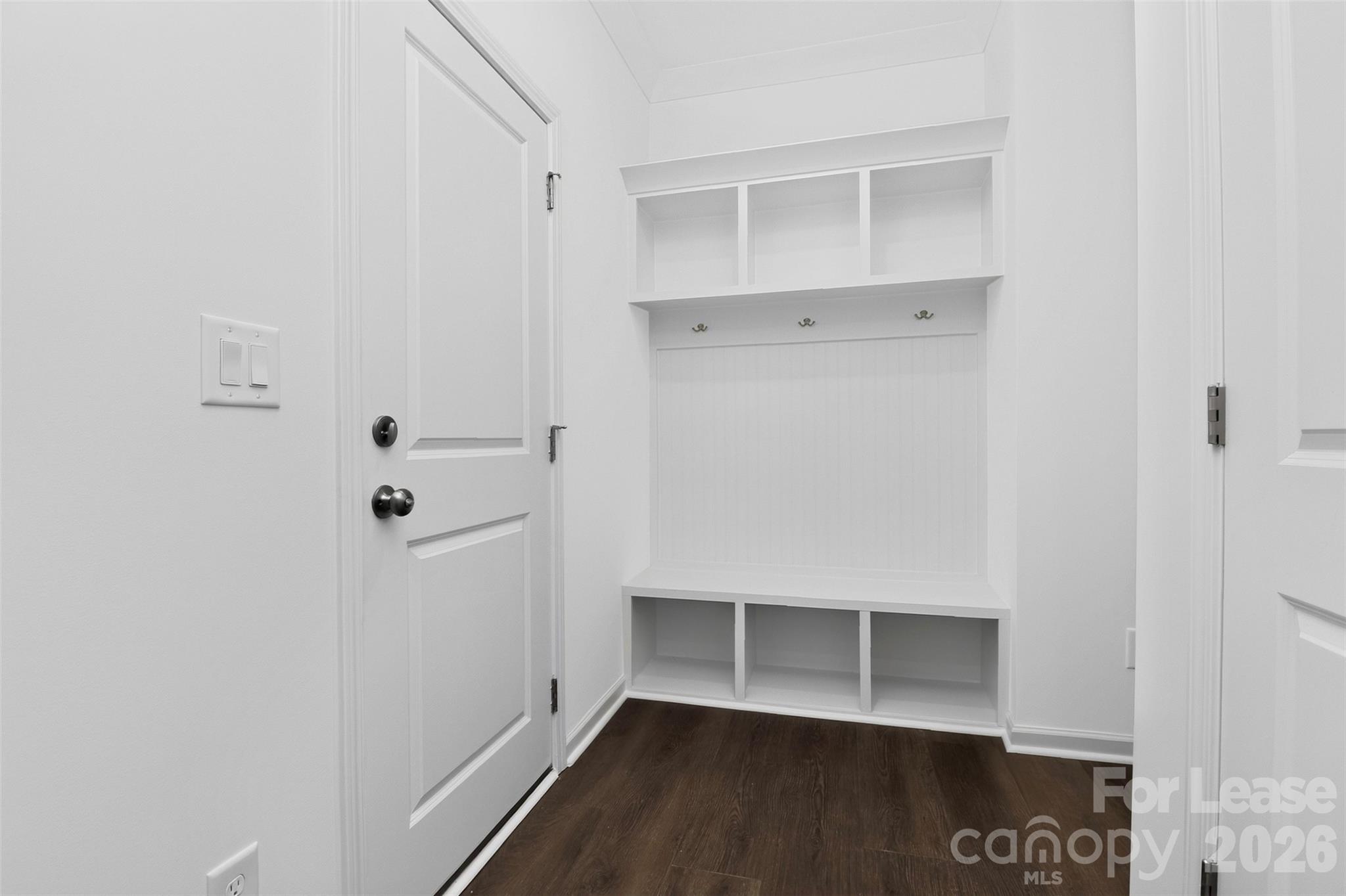 11225 Lochmere Road Charlotte, NC 28278 - Photo 16 of 44 Gallery Image 16