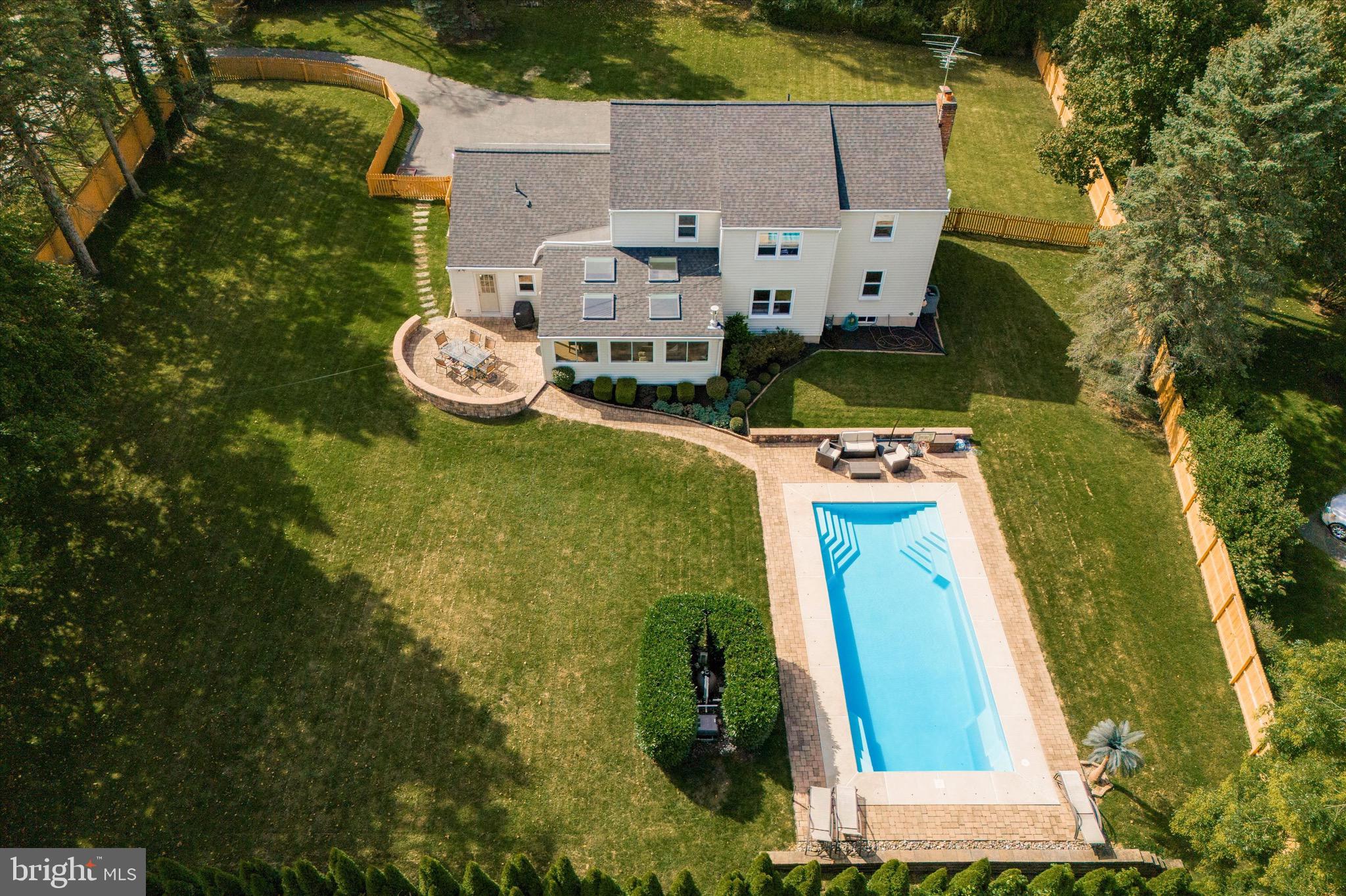 838 Conestoga Road Berwyn, PA 19312 - Photo 3 of 33
