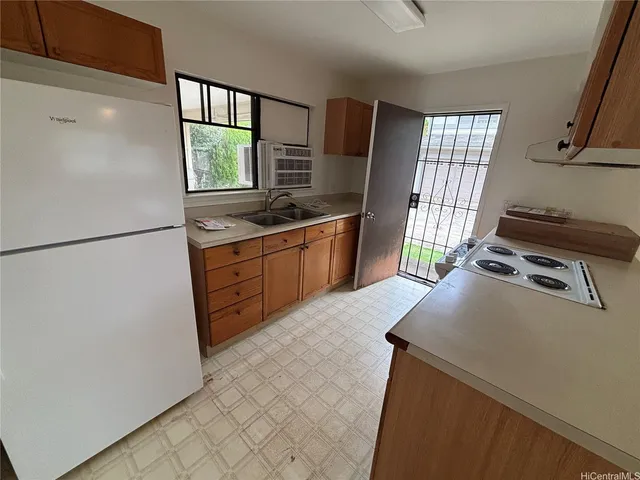 $2,500 | 94-230 Kaiholena Place, Waipahu, HI 96797