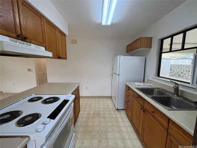 $2,500 | 94-230 Kaiholena Place, Waipahu, HI 96797