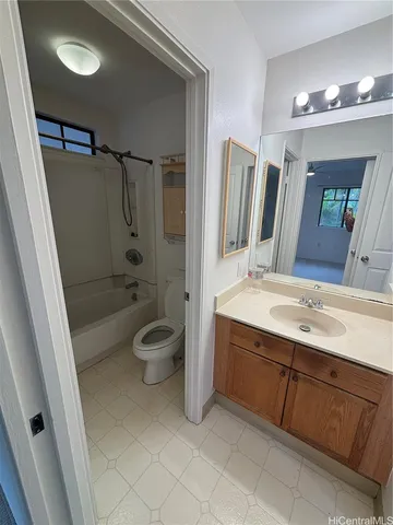 $2,500 | 94-230 Kaiholena Place, Waipahu, HI 96797