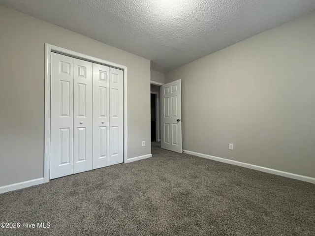 $2,000 | 804 Pine Valley Court, Jacksonville, NC 28546