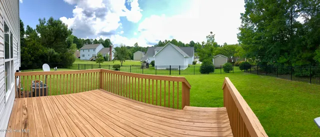 $2,000 | 804 Pine Valley Court, Jacksonville, NC 28546