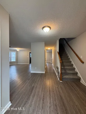 $2,000 | 804 Pine Valley Court, Jacksonville, NC 28546