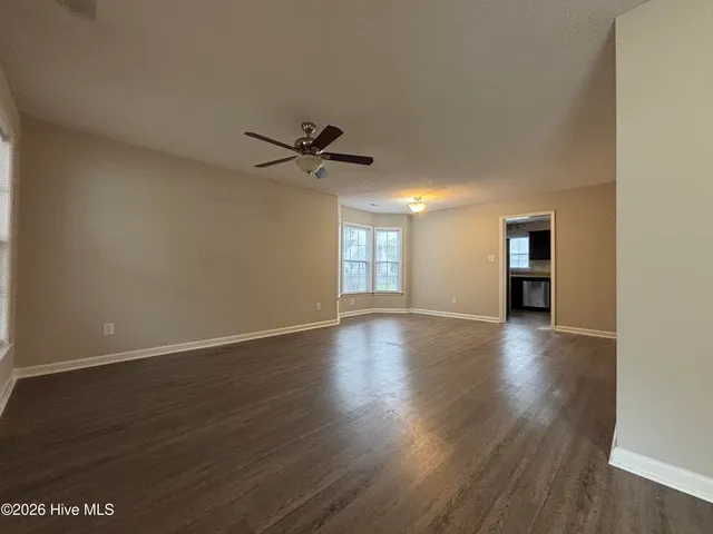 $2,000 | 804 Pine Valley Court, Jacksonville, NC 28546