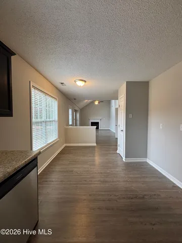 $2,000 | 804 Pine Valley Court, Jacksonville, NC 28546