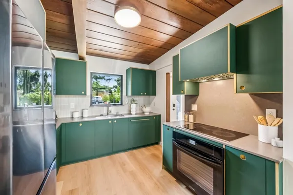 $4,388,000 | 748 Kendall Avenue, Palo Alto, CA 94306