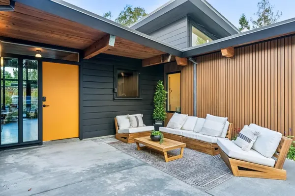 $4,388,000 | 748 Kendall Avenue, Palo Alto, CA 94306