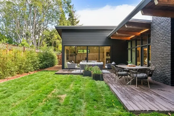 $4,388,000 | 748 Kendall Avenue, Palo Alto, CA 94306