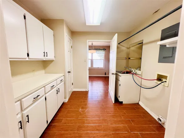 $549,900 | 204 Primrose Lane, Hemphill, TX 75948