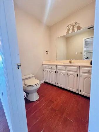 $549,900 | 204 Primrose Lane, Hemphill, TX 75948