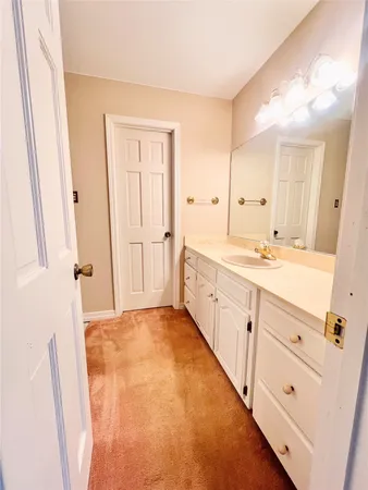 $549,900 | 204 Primrose Lane, Hemphill, TX 75948