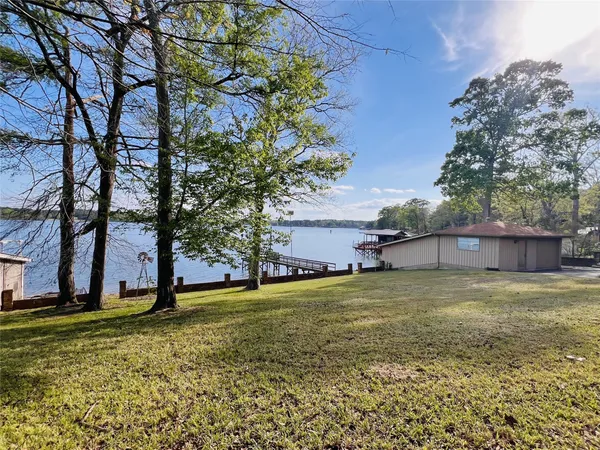 $549,900 | 204 Primrose Lane, Hemphill, TX 75948