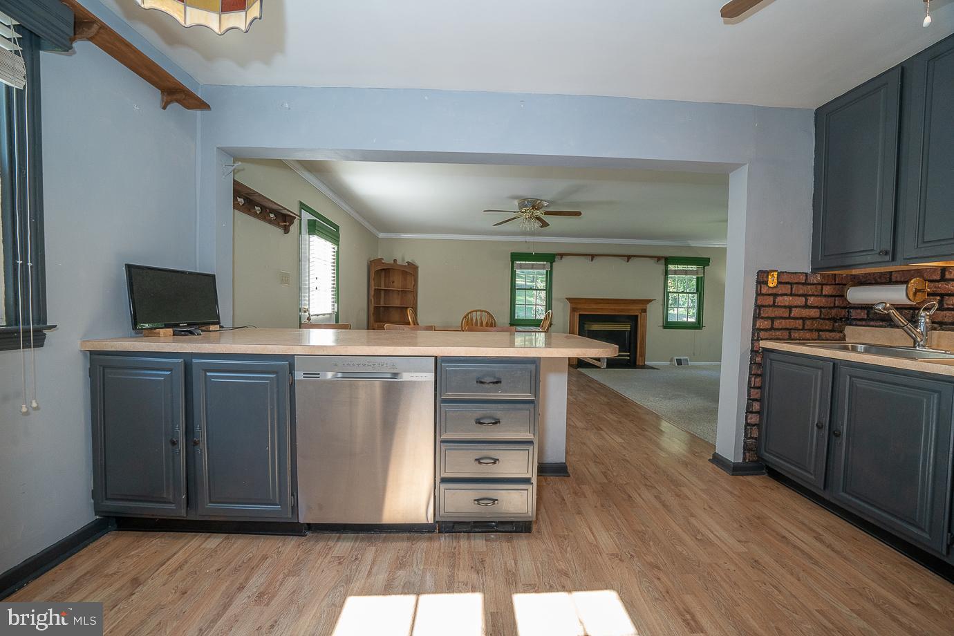 28 Delmont Road Newtown Square, PA 19073 - Photo 14 of 65 Kitchen