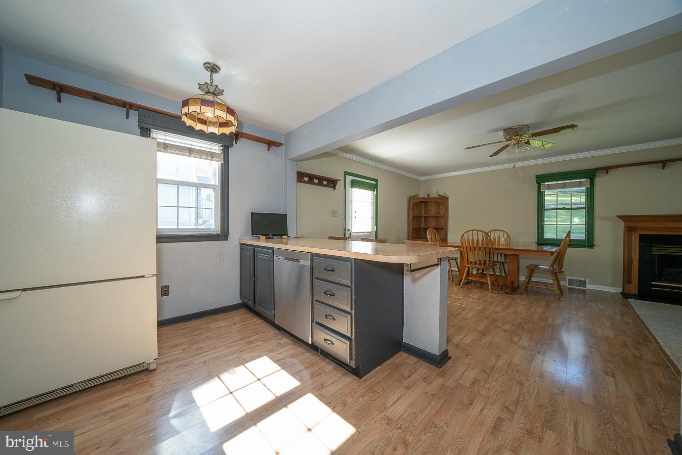 28 Delmont Road Newtown Square, PA 19073 - Photo 19 of 65 Kitchen