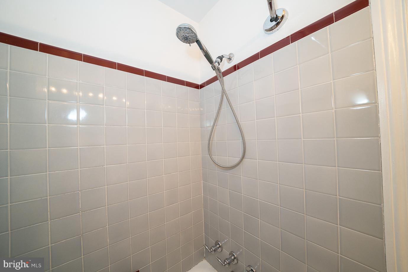 28 Delmont Road Newtown Square, PA 19073 - Photo 33 of 65 Full Bath on Main Floor