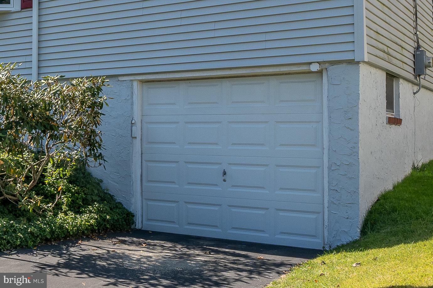 28 Delmont Road Newtown Square, PA 19073 - Photo 58 of 65 Garage