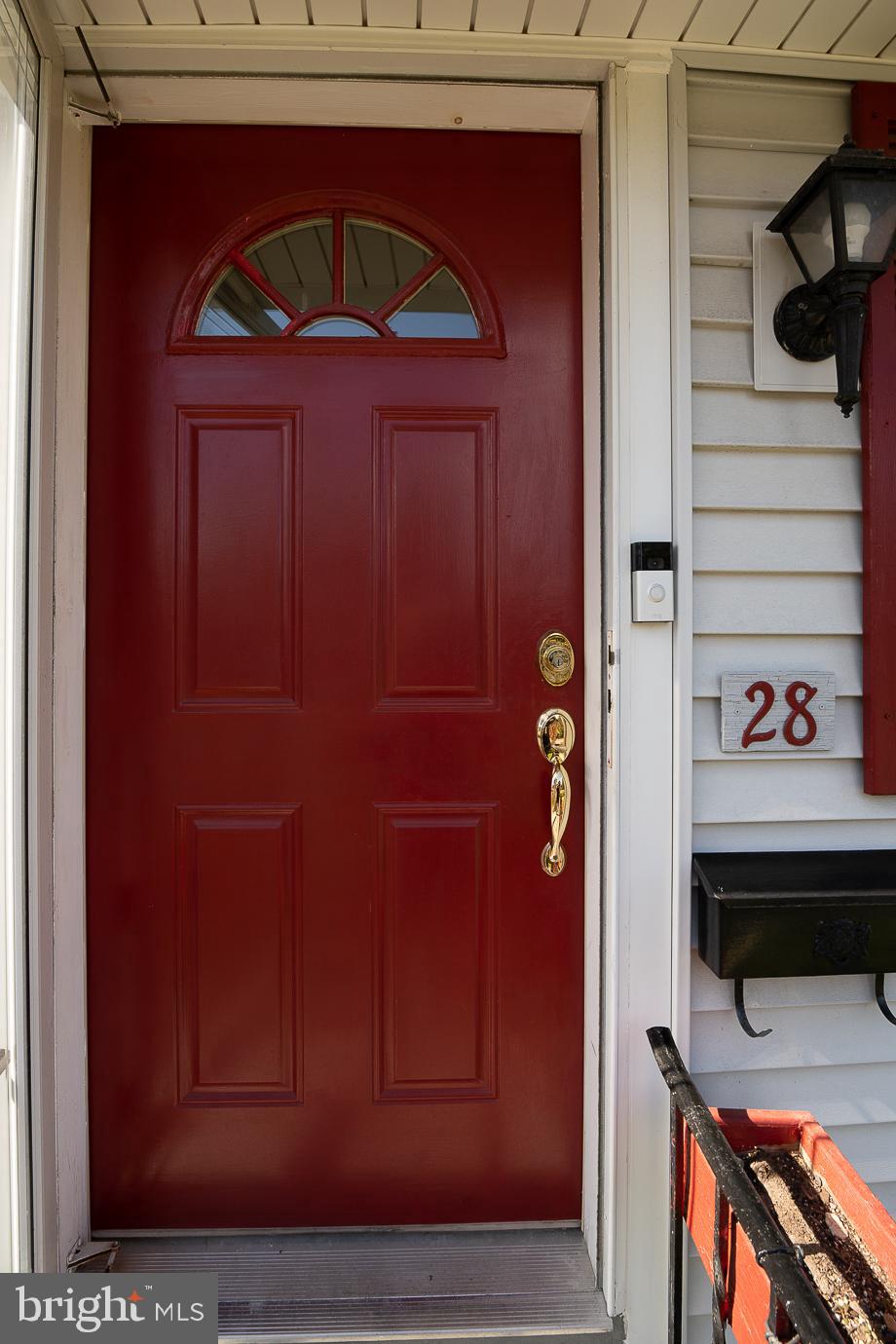 28 Delmont Road Newtown Square, PA 19073 - Photo 7 of 65 Close Up of Front Door